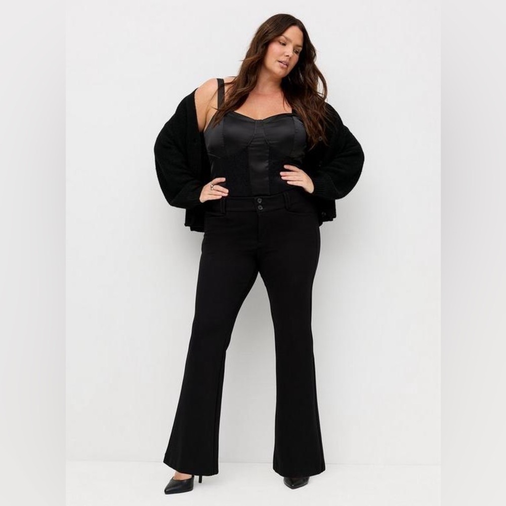 Studio by Torrid Black Bootcut Trousers Size 30 Tall